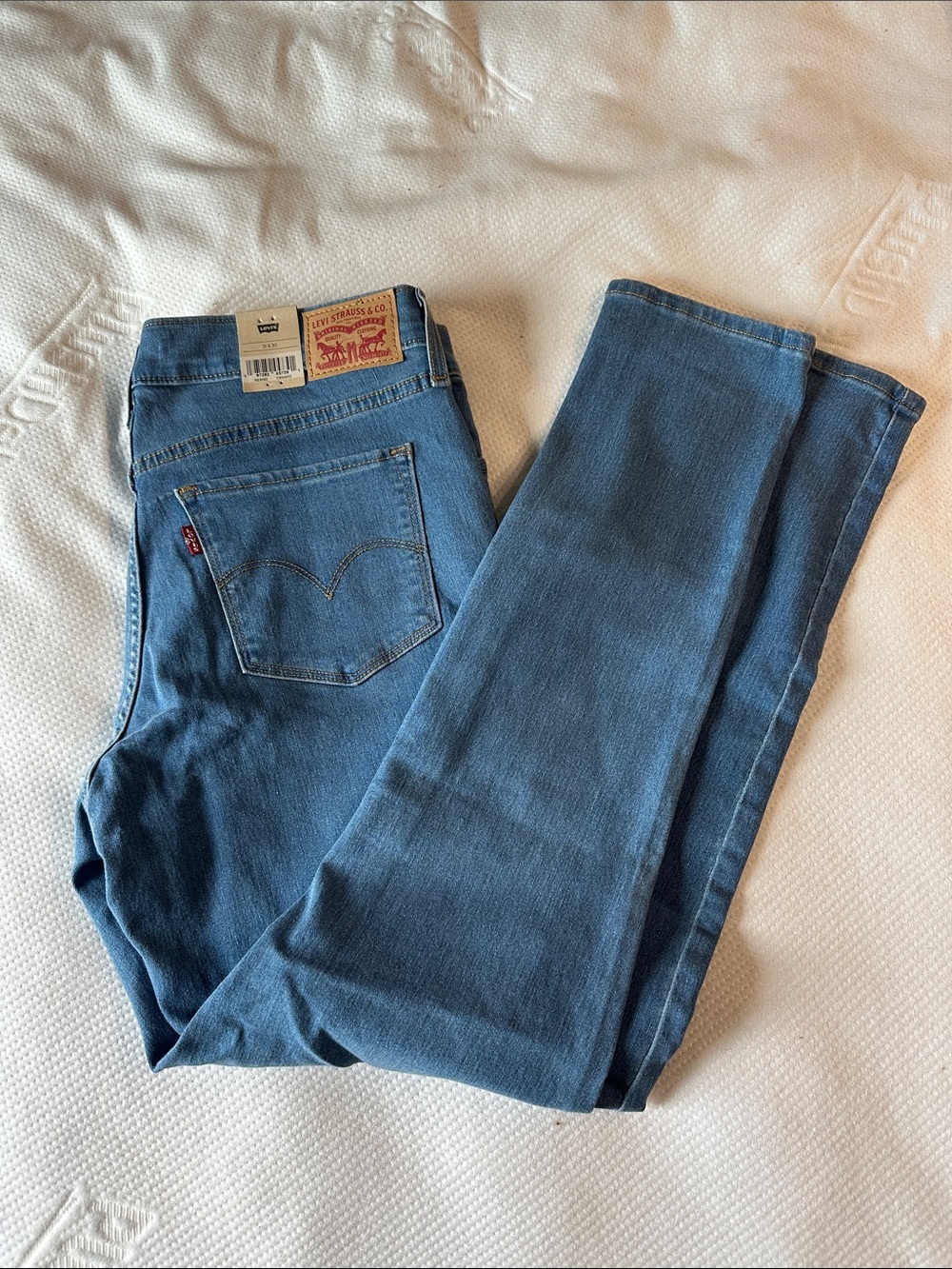 Levi's Women's Skinny Jeans in Light Blue Denim